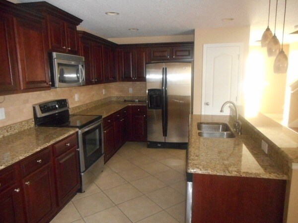 Building Photo - 2565 Abey Blanco Dr