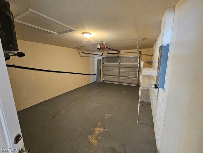 Foto del edificio - 1622 SW 33rd St