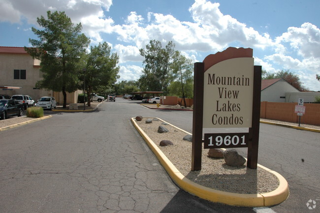 Primary Photo - Mountain View Lakes