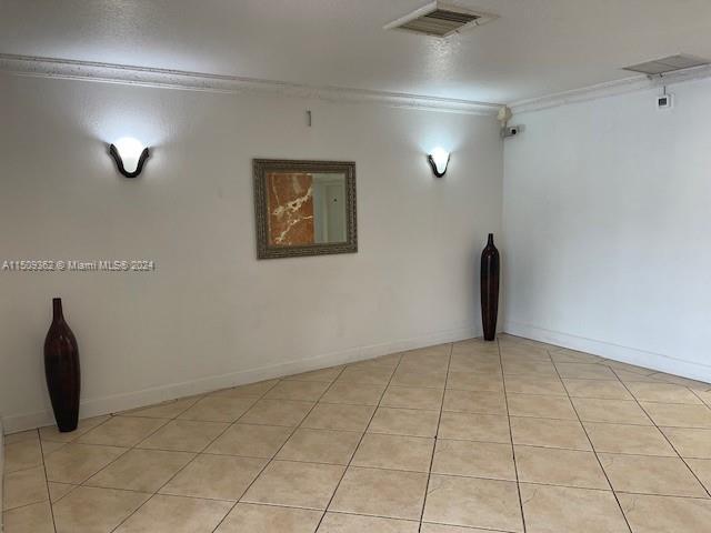 Building Photo - 9143 SW 77th Ave