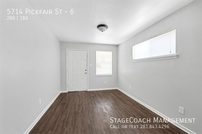Foto del edificio - 5714 Pickfair St