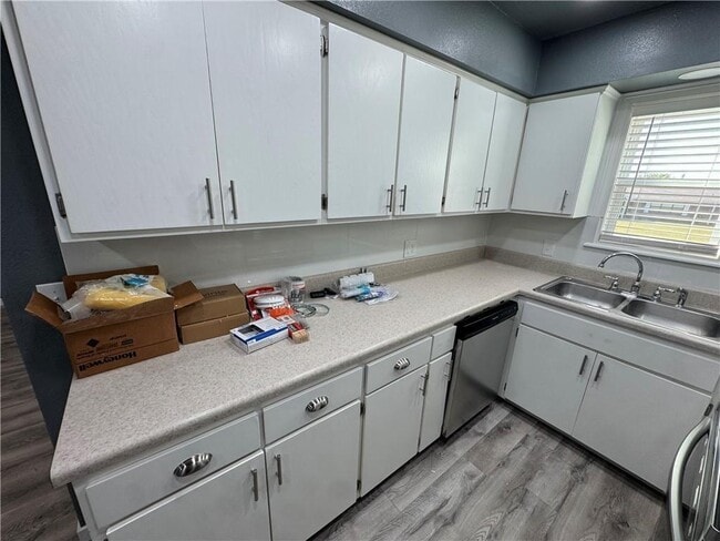 Foto del edificio - 70 N Hunter St