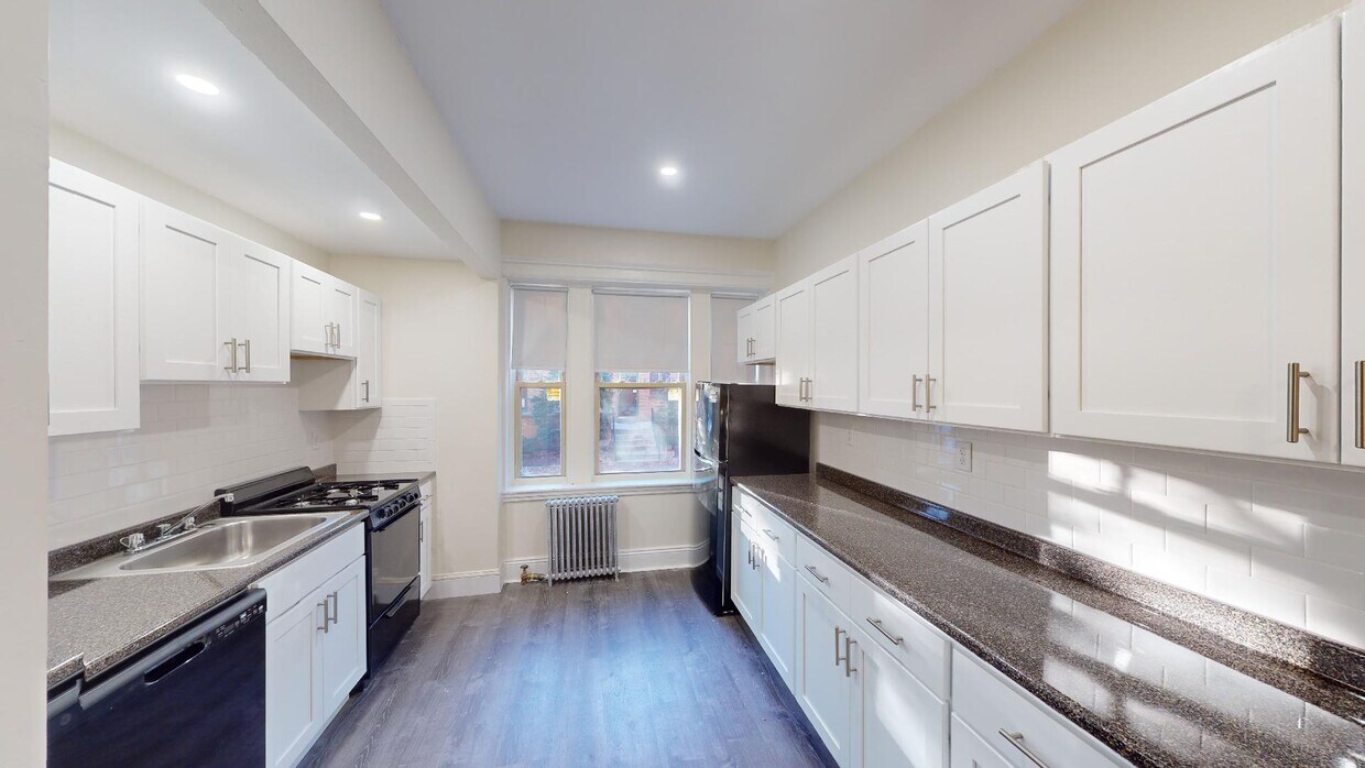 Foto principal - 1789 Beacon St