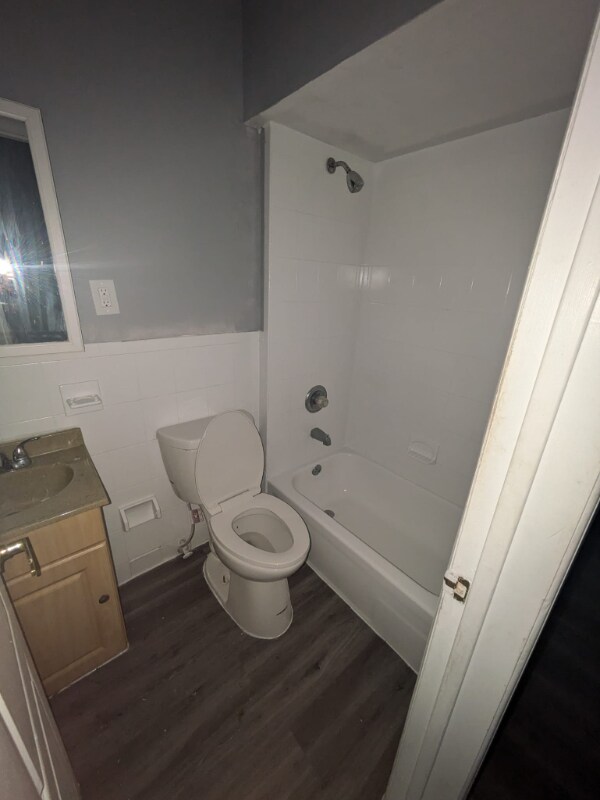 Foto del edificio - 305 49th St