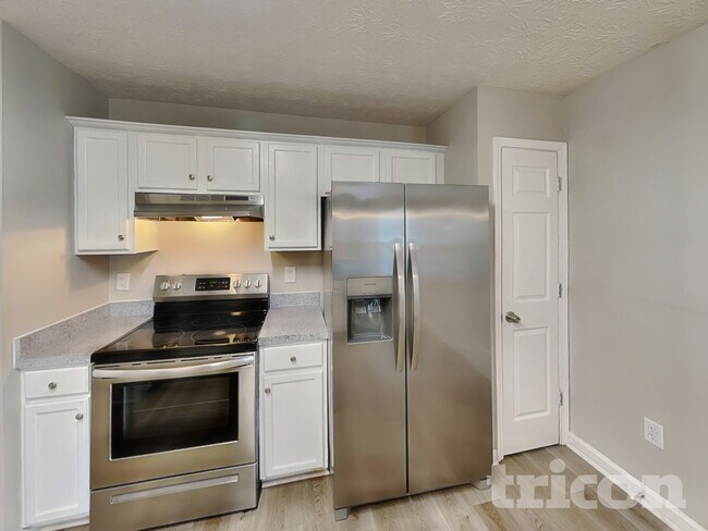 Building Photo - 103 Dumaine St