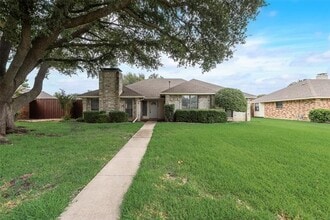 Building Photo - 630 Pheasant Ln