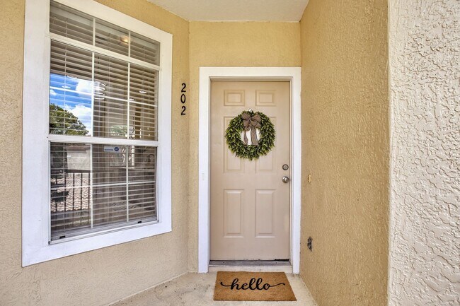 Foto del edificio - 696 Seabrook Ct