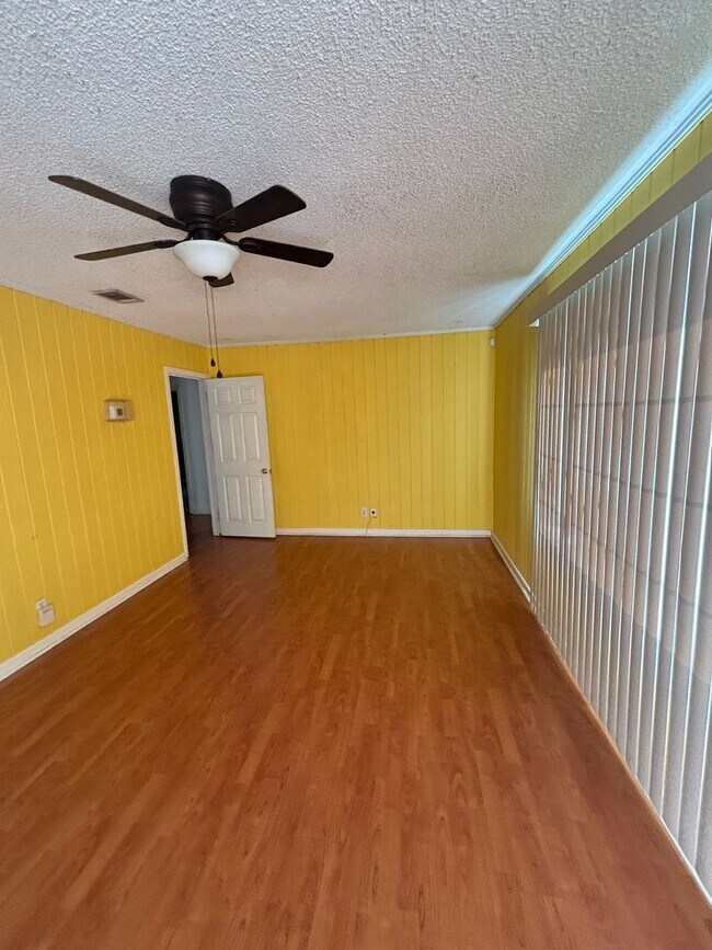 Foto del edificio - 116 Moss Oak Dr