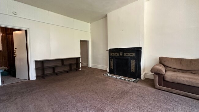 Building Photo - 210 N Dithridge St