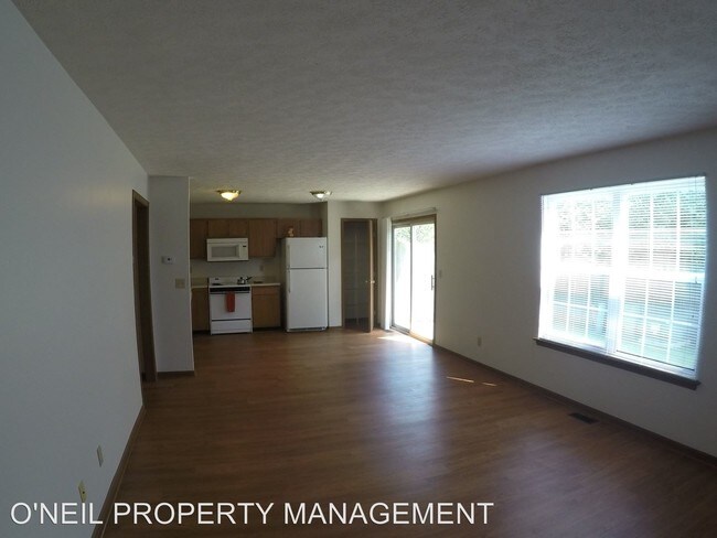 Building Photo - 2915 Horizon Dr