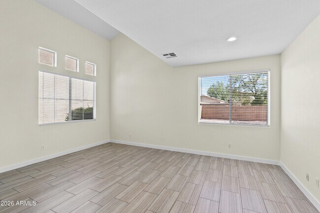 Building Photo - 14369 W Lexington Ave
