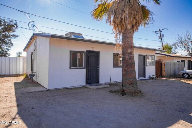 Foto del edificio - 723 E Sunnyslope Ln
