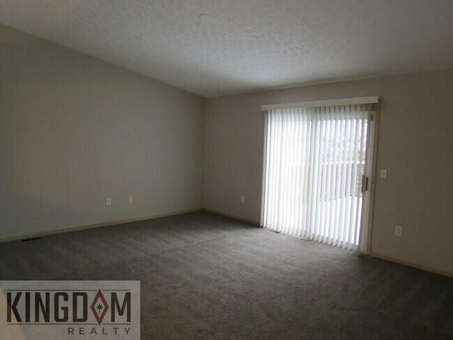 Foto del edificio - 857 Radbourne Dr Columbus, OH 43207