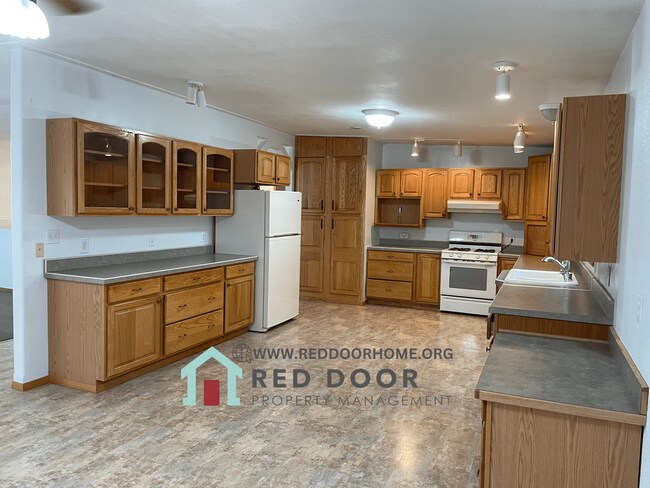 Building Photo - Charming Fort Benton Rental