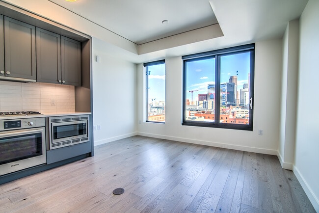 Building Photo - 1750 Wewatta St