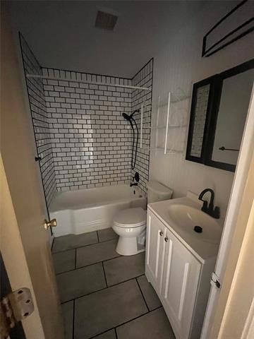 Foto del edificio - 6425 Central Park Blvd