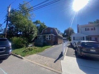 Building Photo - 346 Pine St