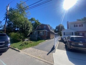 Building Photo - 346 Pine St