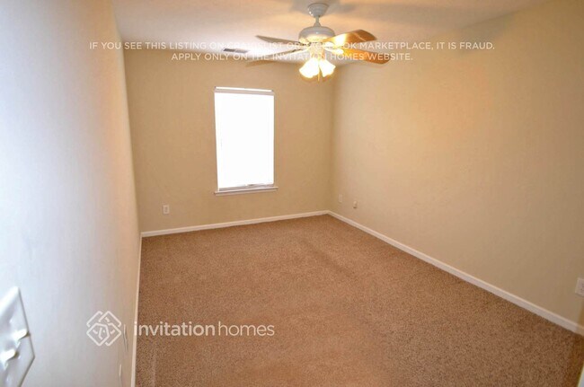 Building Photo - 2941 Deep Cove Dr NW