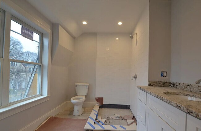 Building Photo - 26 Bothwell Rd