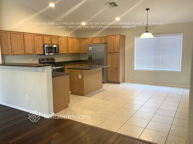 Foto del edificio - 460 W Gascon Rd