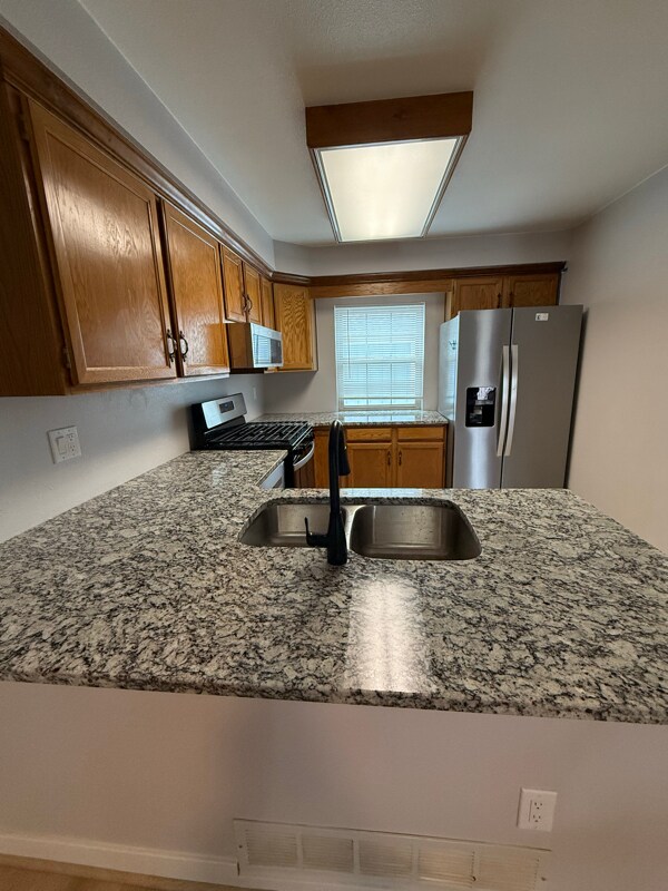 Foto del edificio - 2637 Hatch Cir