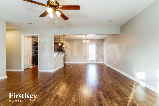 Foto del edificio - 66 Clifton Dr