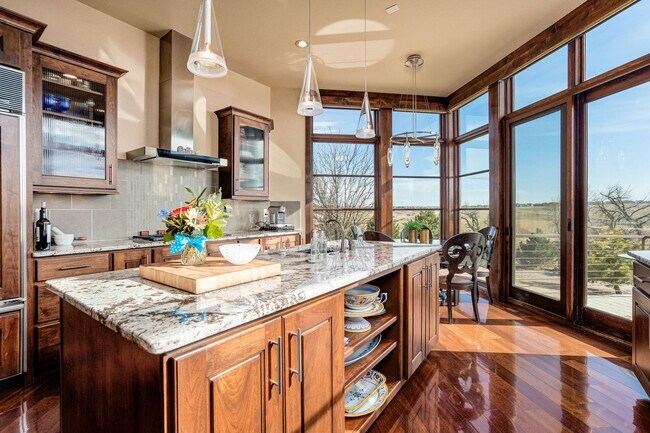 Foto del edificio - Horse Property on Acreage in Fort Collins!