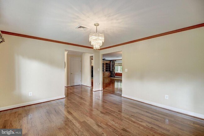 Foto del edificio - 929 Woburn Ct