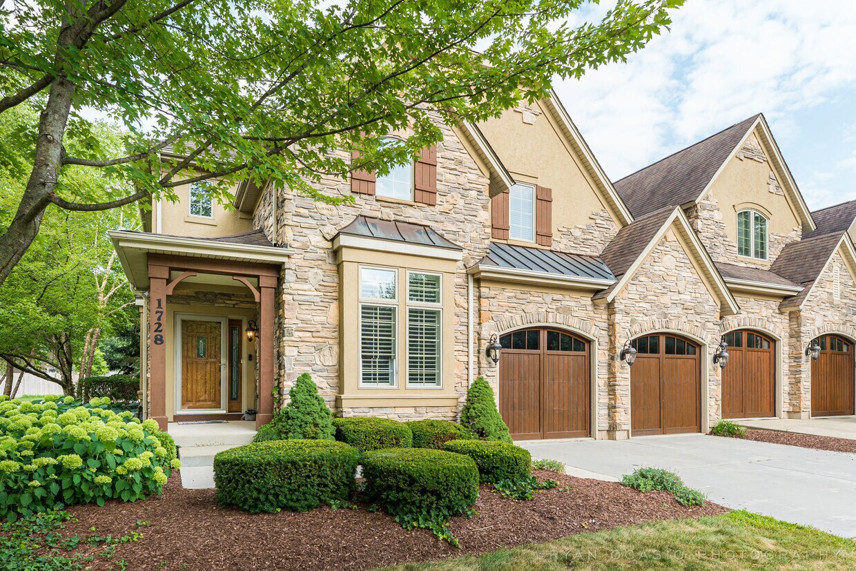 Primary Photo - 1728 Elyse Ln