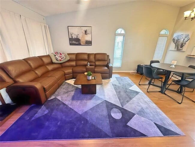 Building Photo - 8007 NW 71st Ct