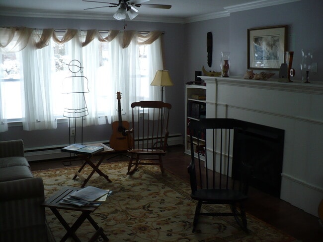 LIving Room w/fake fireplace - 30 Affeldt Dr