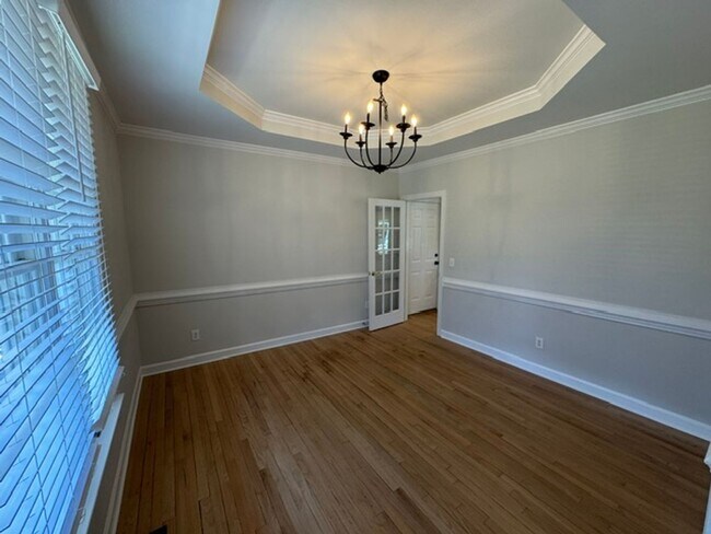 Foto del edificio - Fantastic Angier Home