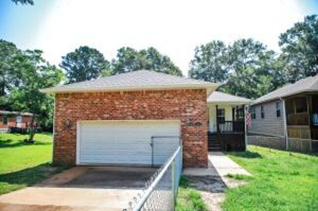 Foto del edificio - 1303 S 11th St