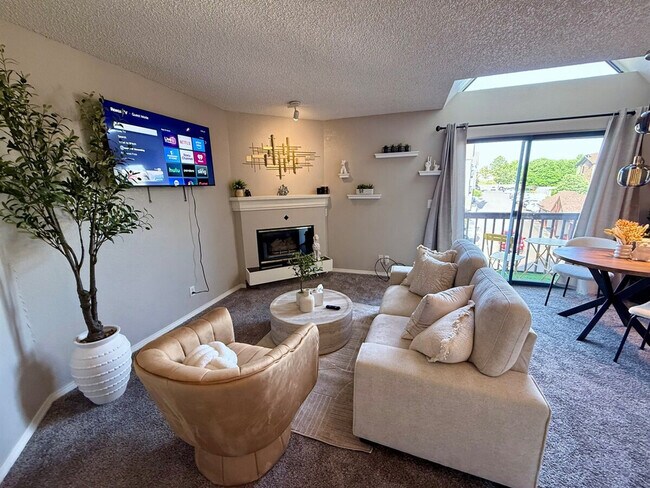 Foto del edificio - 6380 S Boston St