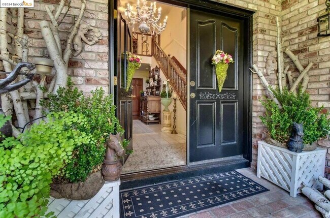 Foto del edificio - 7 San Andreas Dr