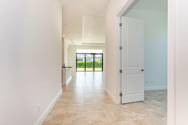 Foto del edificio - 9155 SW Esule Way