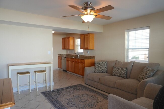 Foto del edificio - 9211 Atlantic Ave