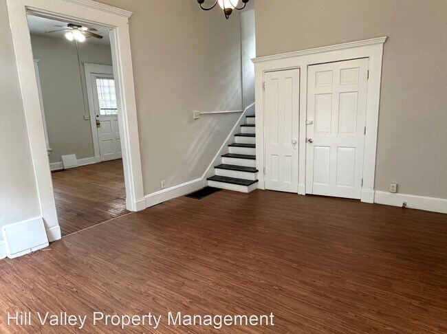 Foto del edificio - 4 br, 1 bath House - 2227 S Center St