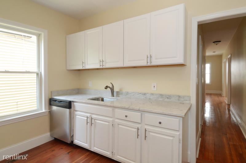Primary Photo - 26 Taft St