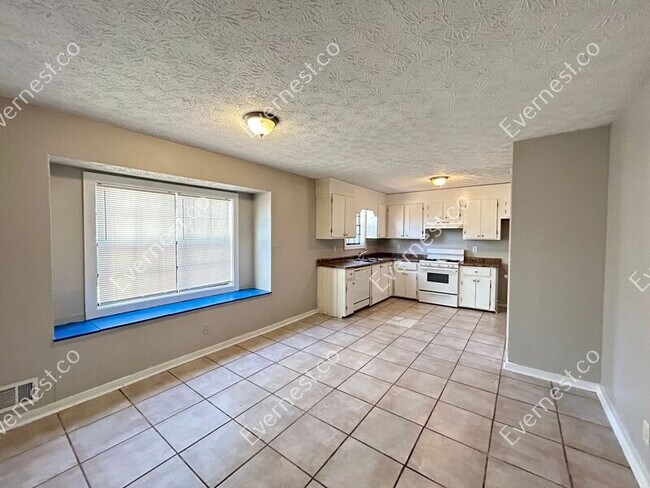 Foto del edificio - 429 Elder St