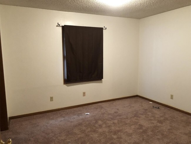 Building Photo - 1763 N Woodrow Ct