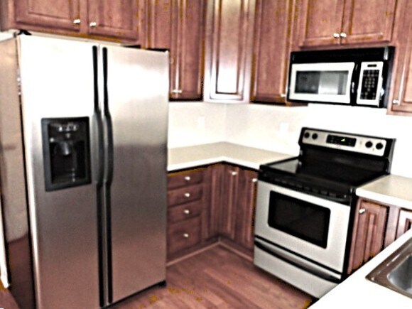 Foto del edificio - 3150 Glenshire Dr