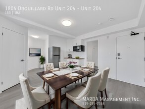 Building Photo - 1804 Drouillard Rd