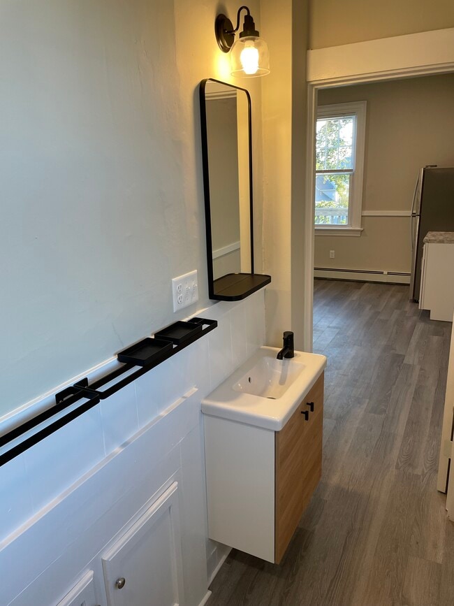 Foto del edificio - 265-267 Nesmith St