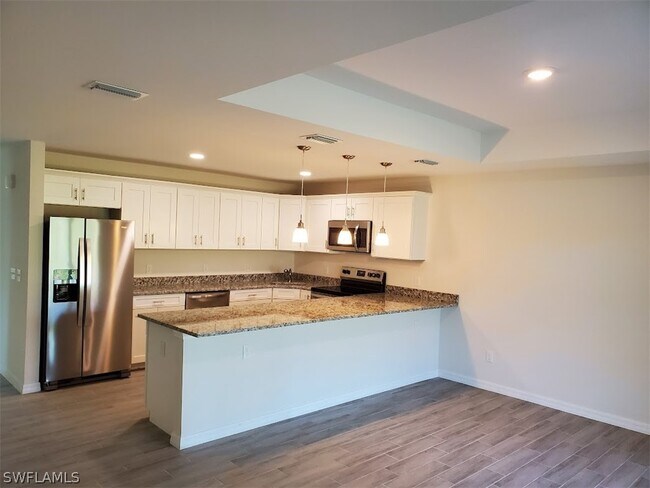 Building Photo - 4738 13th St SW