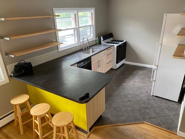 Kitchen - 92 Prospect Pky