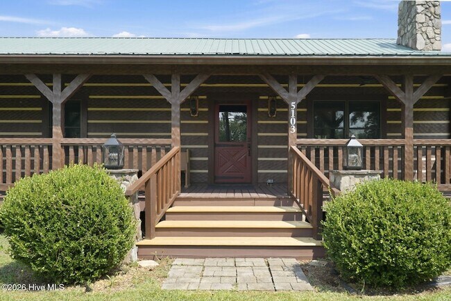Foto del edificio - 5103 Hillmon Grove Rd