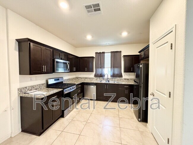 Foto del edificio - 277 Shafer Ave