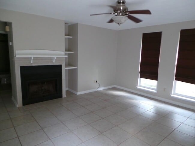 Photo - 1506 Twin Lakes Circle Unit House